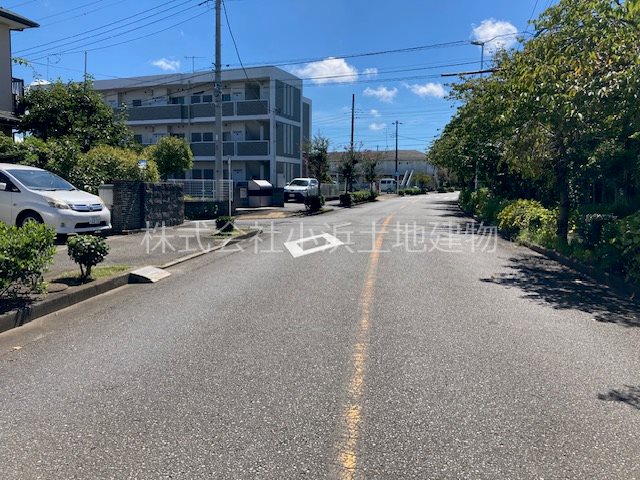 【売地】茅ヶ崎市堤　売土地 現地写真（前面道路含む現地写真）