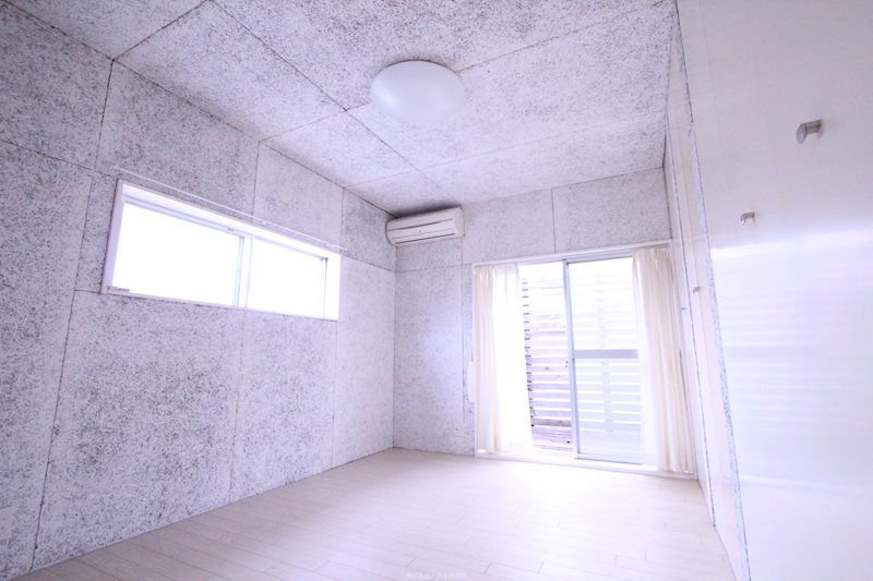 大磯中古戸建 内観写真（リビング以外の居室）